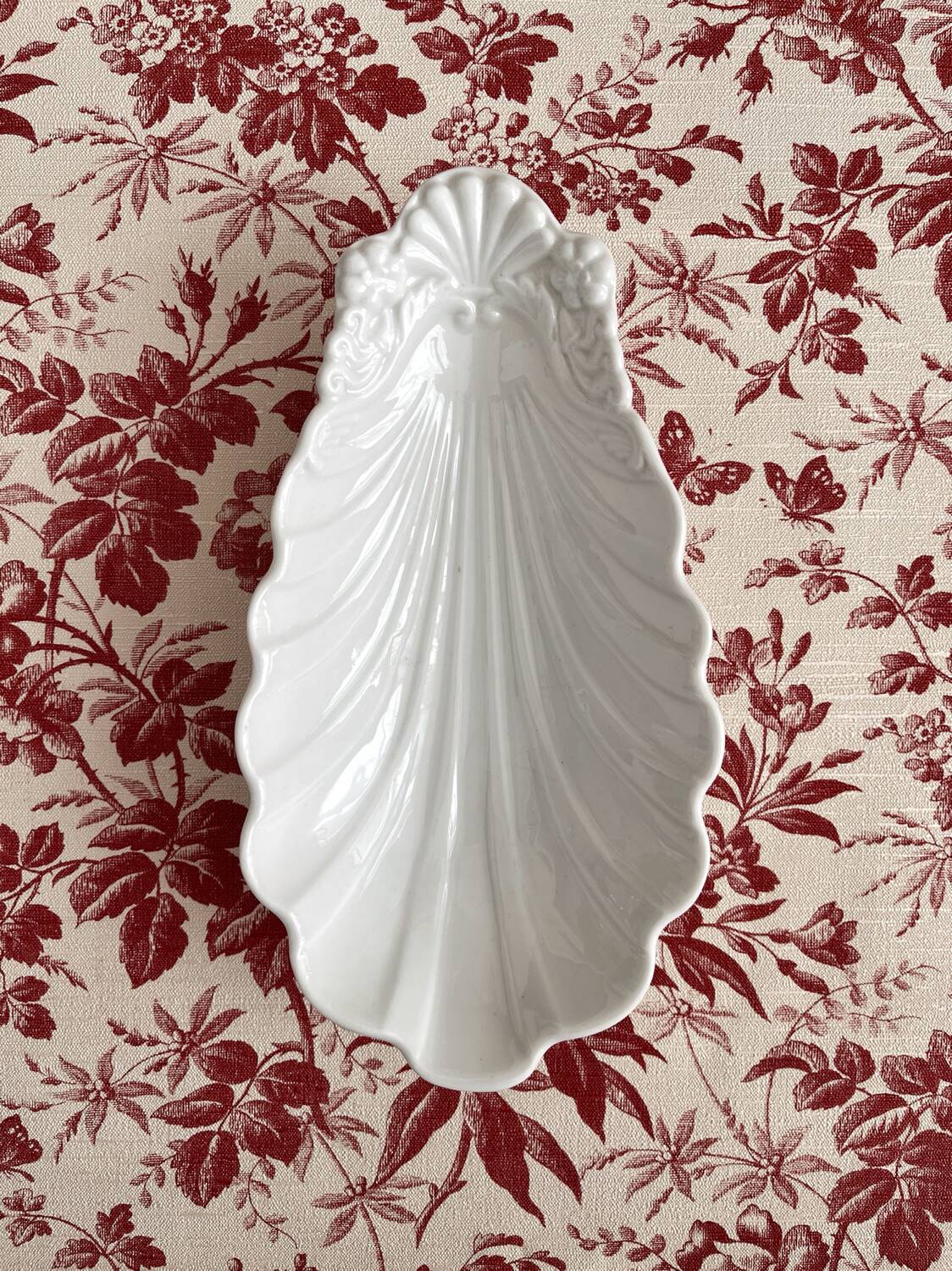 Antique porcelain shell ramekin dish