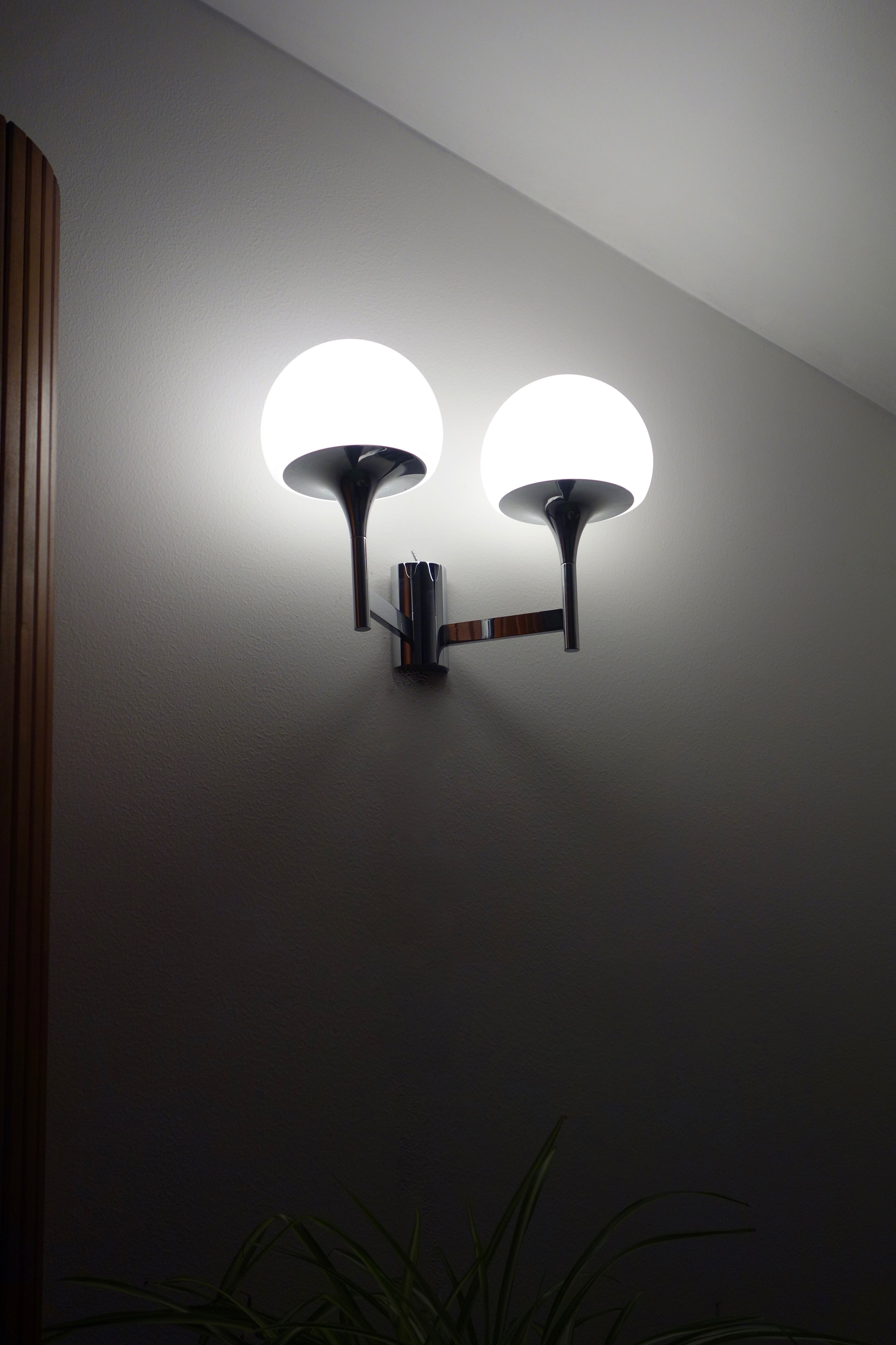 Italian wall sconce Sciolari from the 1960s