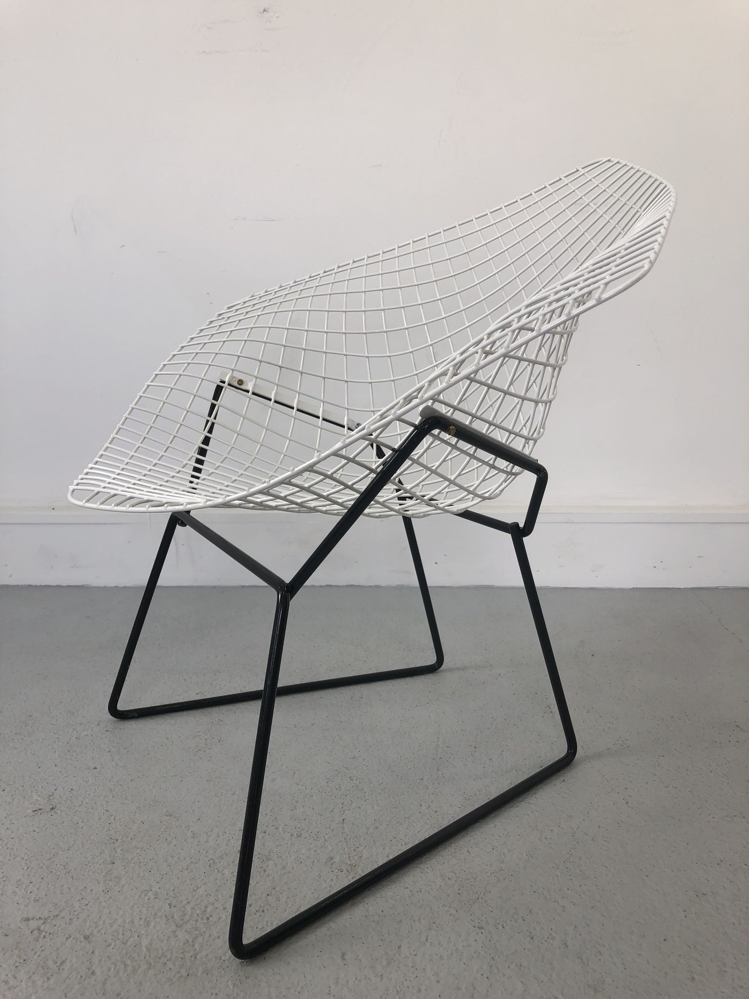 Vintage Diamond 421 Lounge Chair by Harry Bertoia for Knoll International