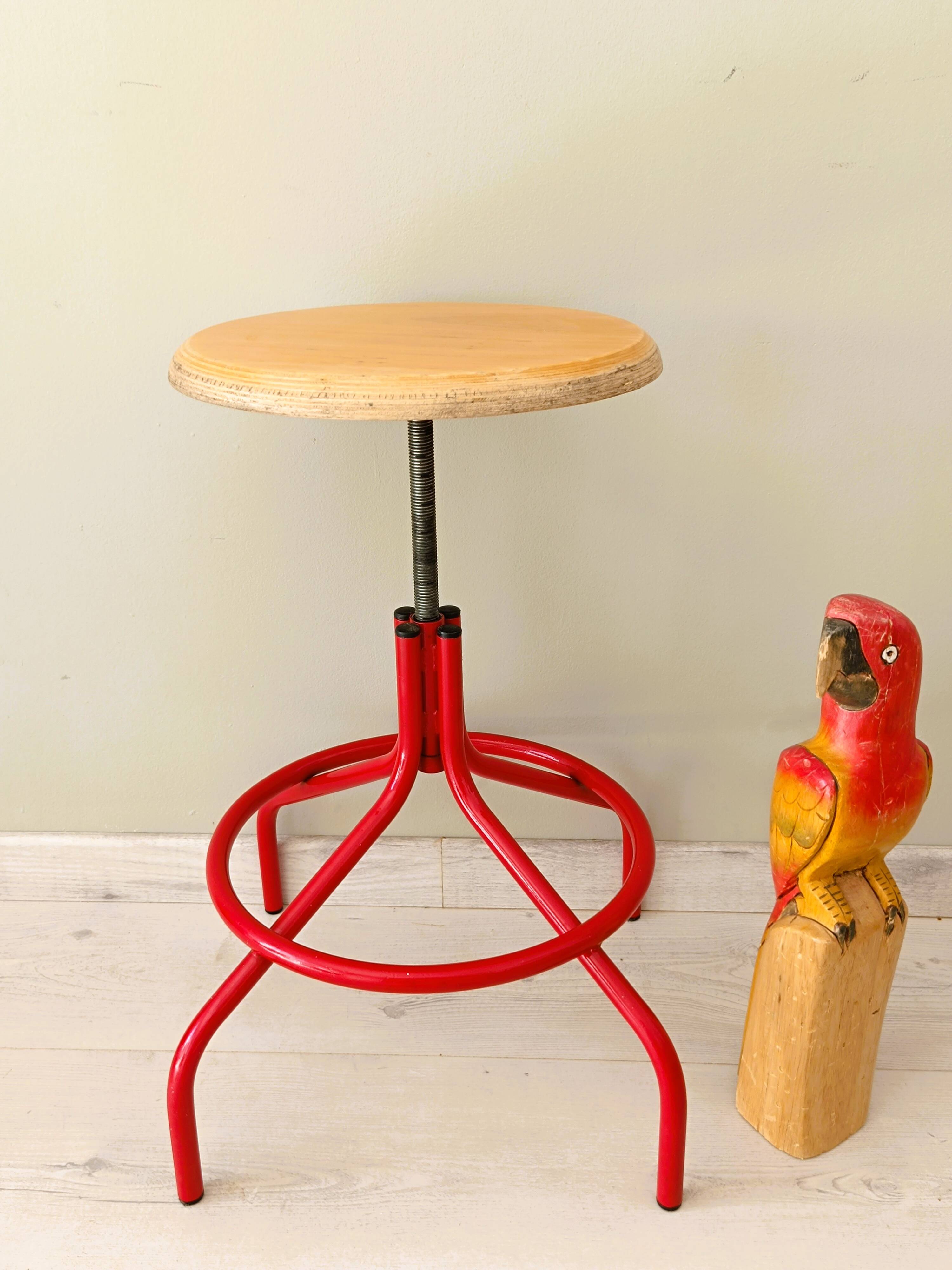 Adjustable vintage workshop stool