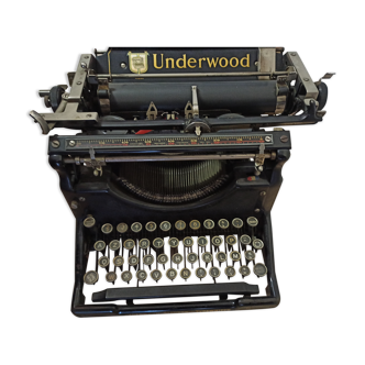 Underwood typewriter