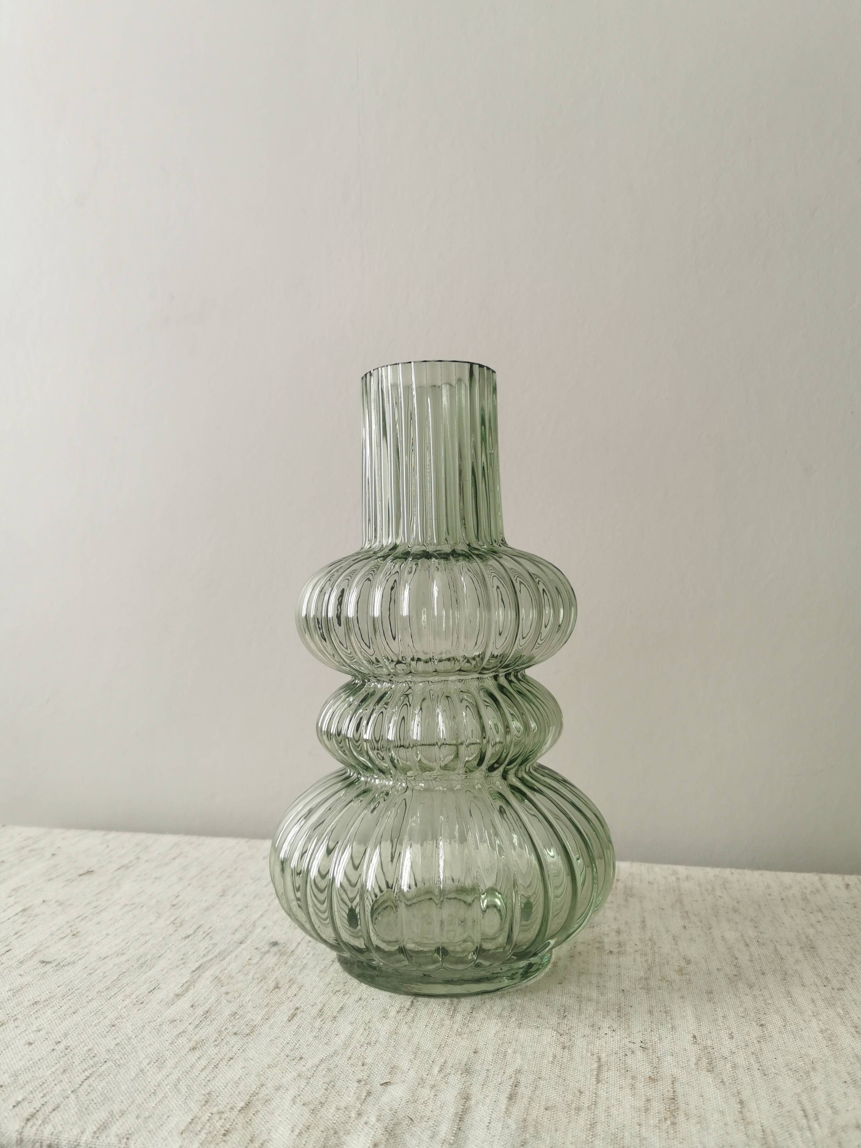 Second hand vase