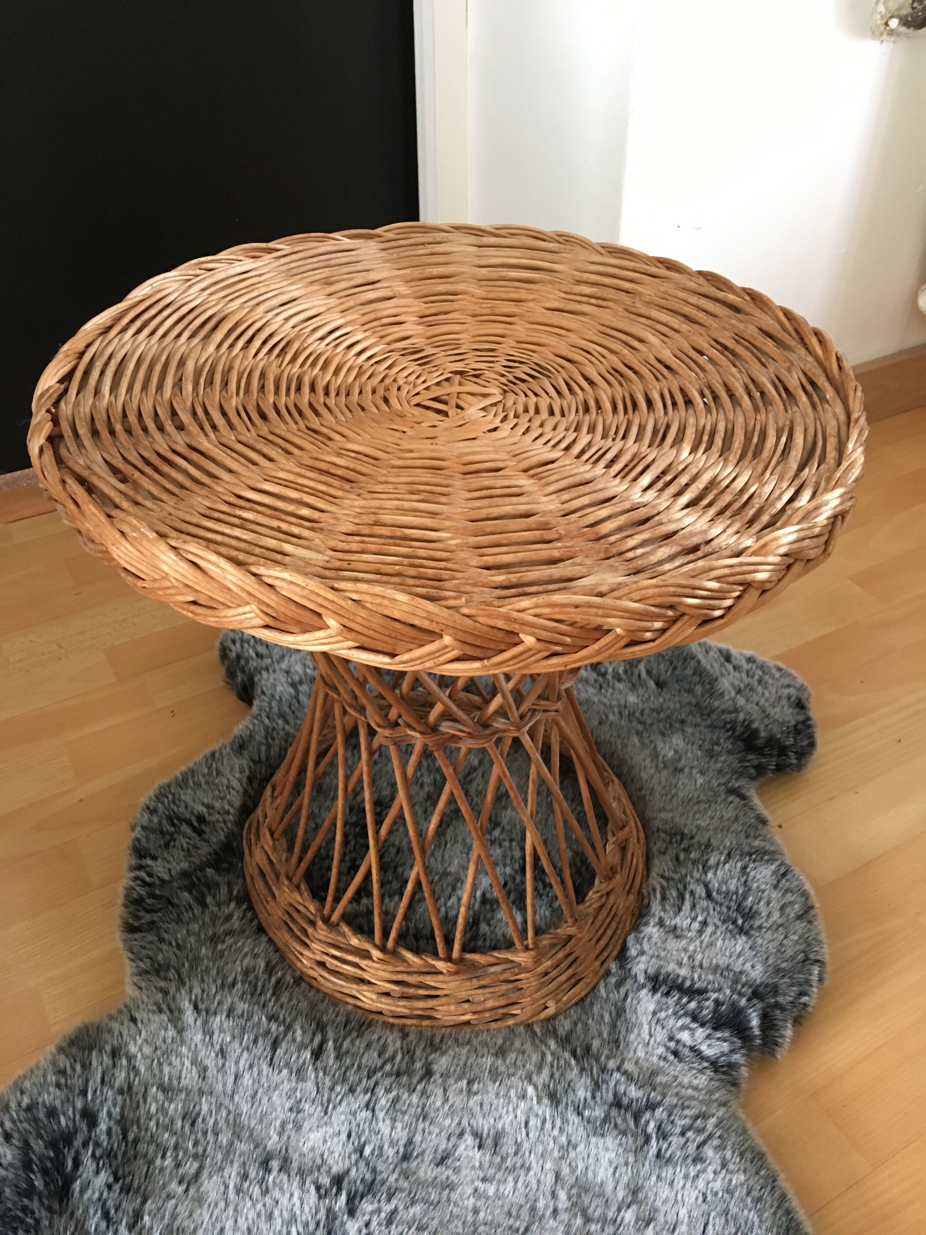 60s wicker coffee table