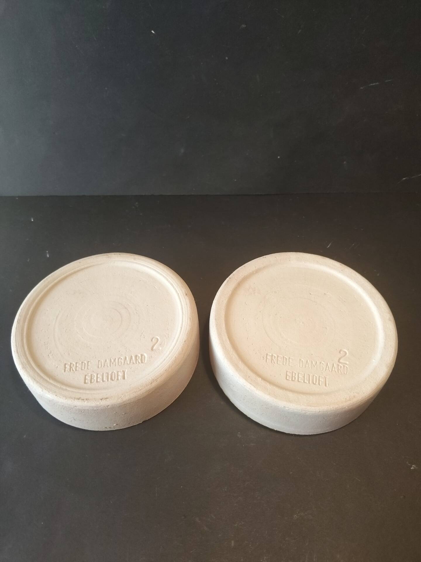 Pair of stoneware bowls by Frede Damgaard – Ebeltoft, Denmark