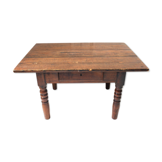 Antique wooden coffee table cottage style