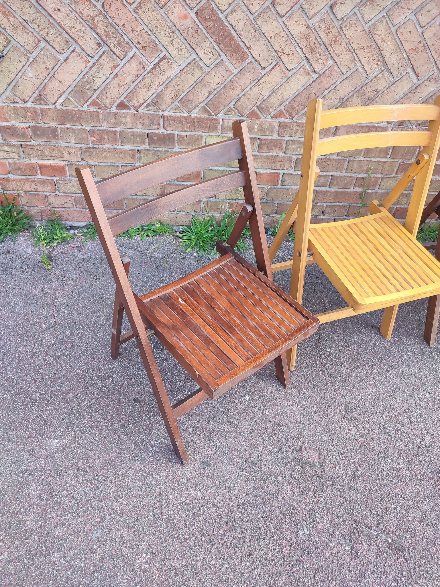 4 folding chairs in vintage teak wood