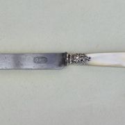 12 couteaux à fruits et leur écrin
