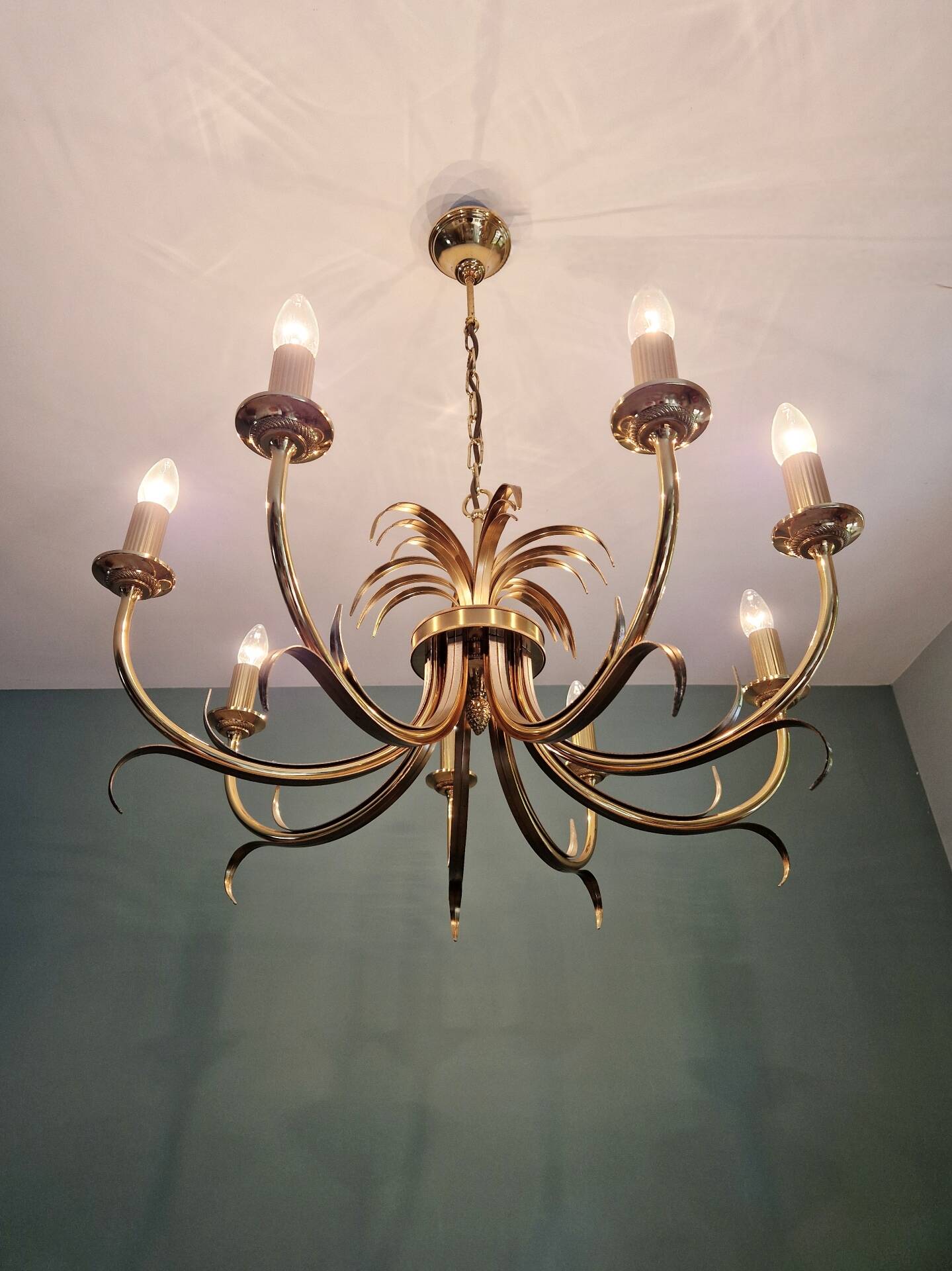 Brass chandelier, pineapple leaf decoration, Boulanger, 1970