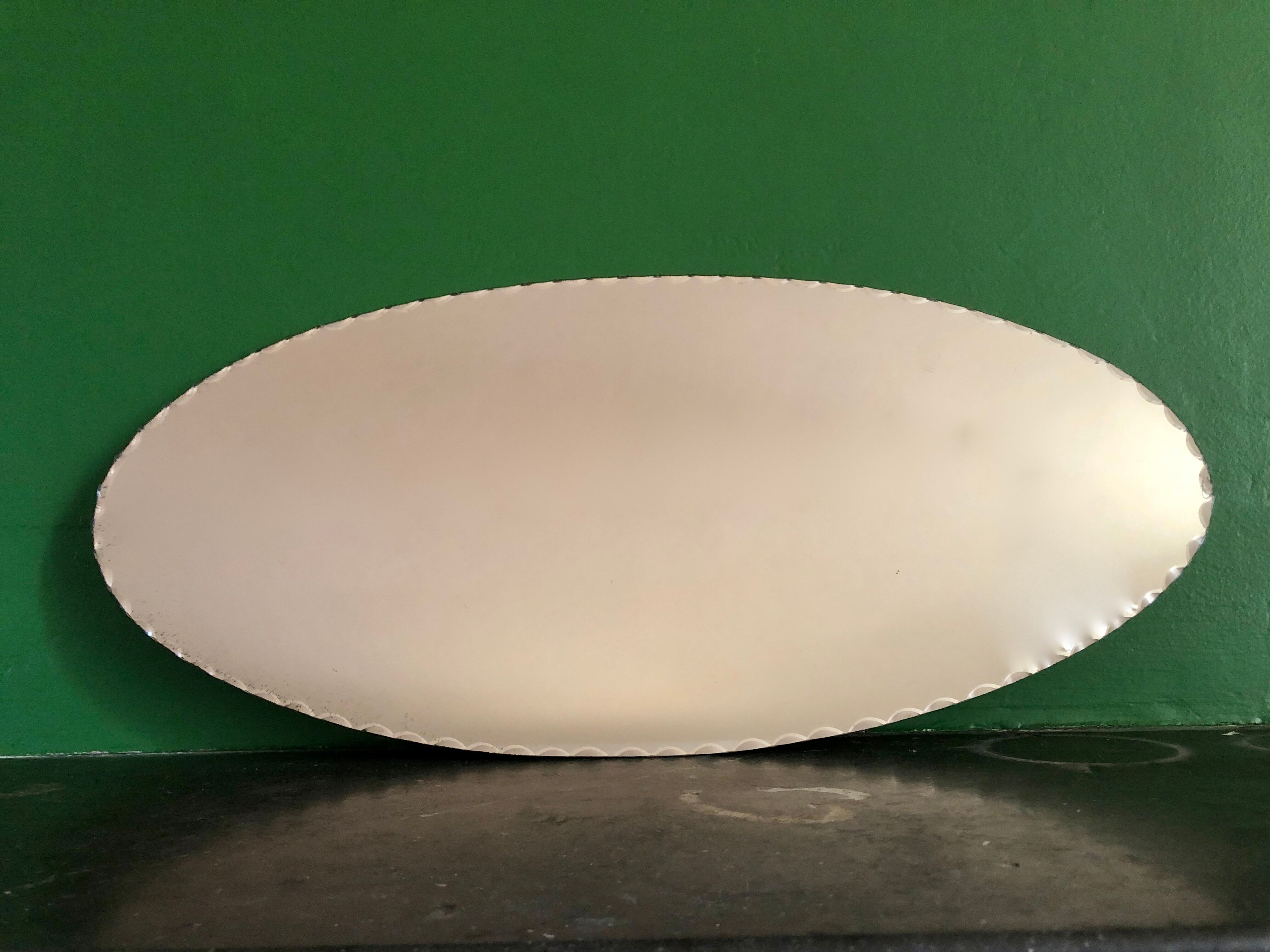 Beveled mirror