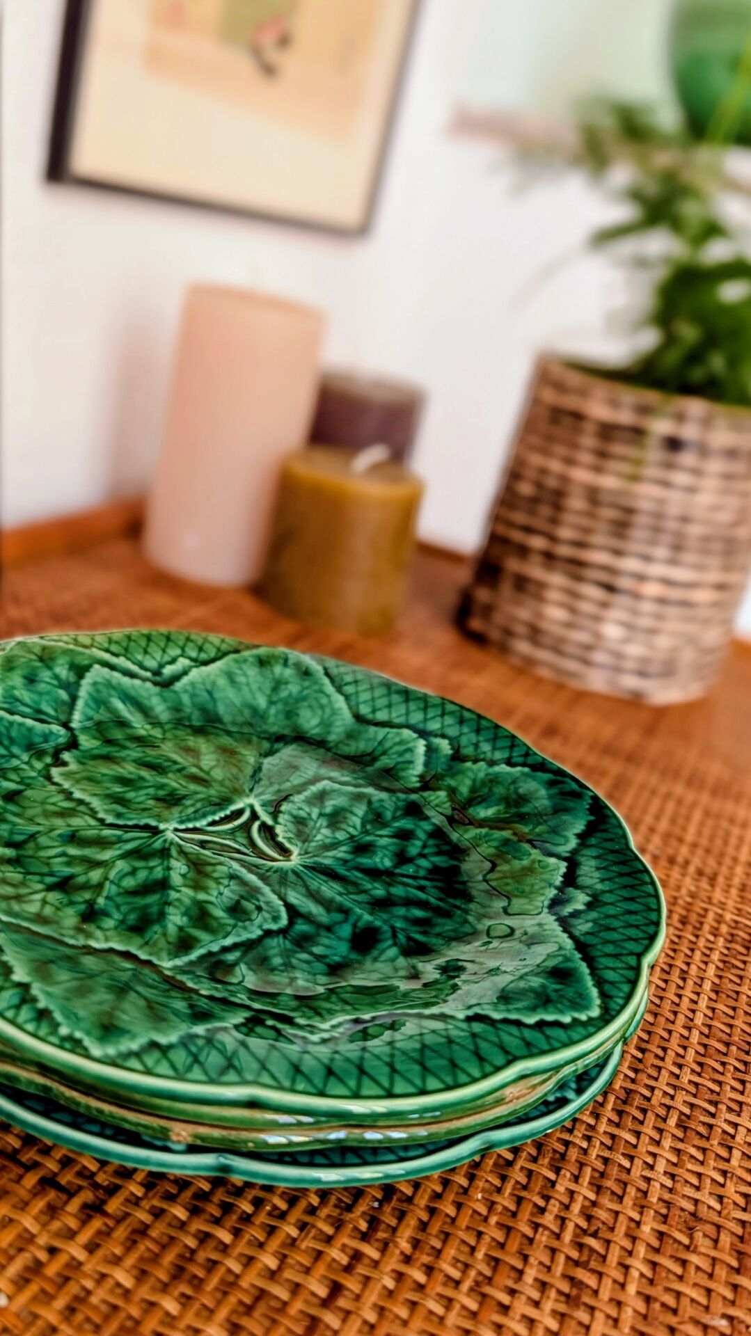 Set of 4 dessert plates in earthenware with vine leaves Gien