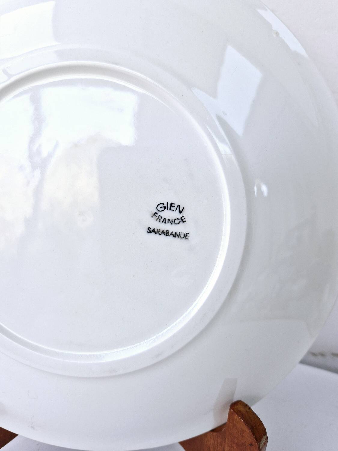 6 Vintage Gien Flat Plates Sarabande Model