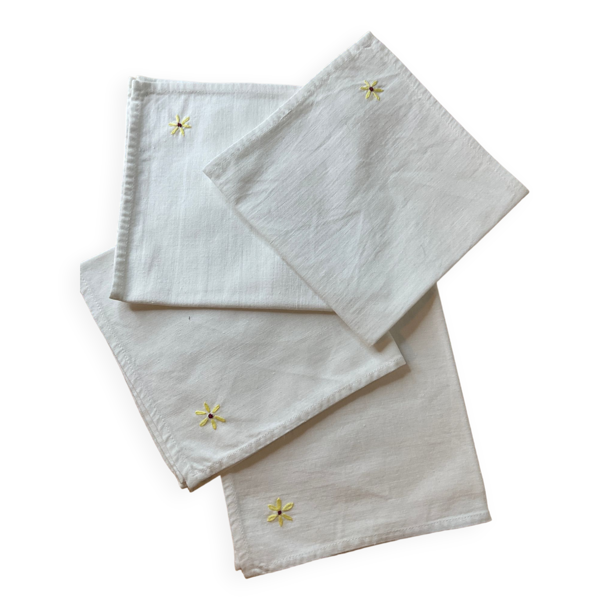 4 embroidered napkins