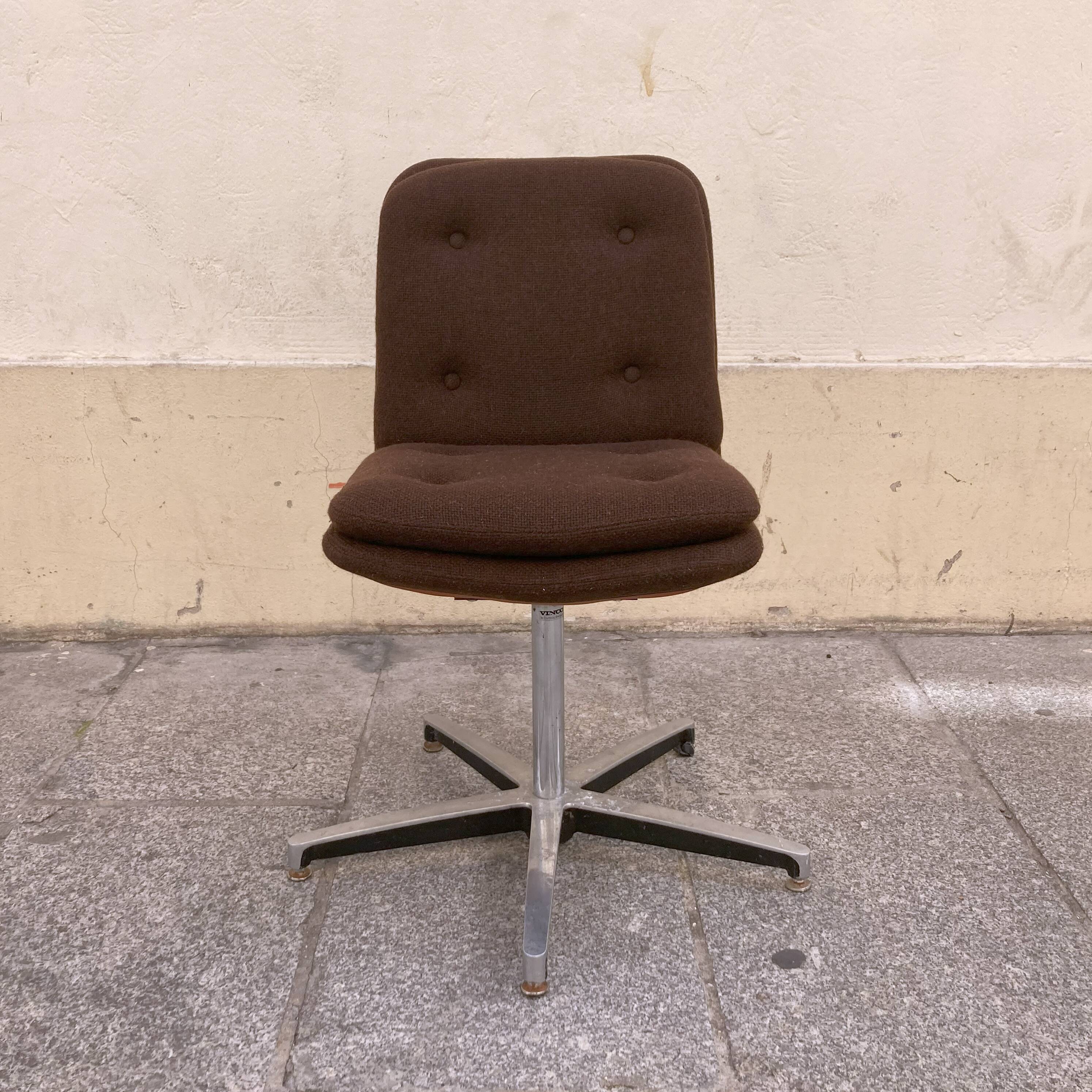 Vinco Conference Chair