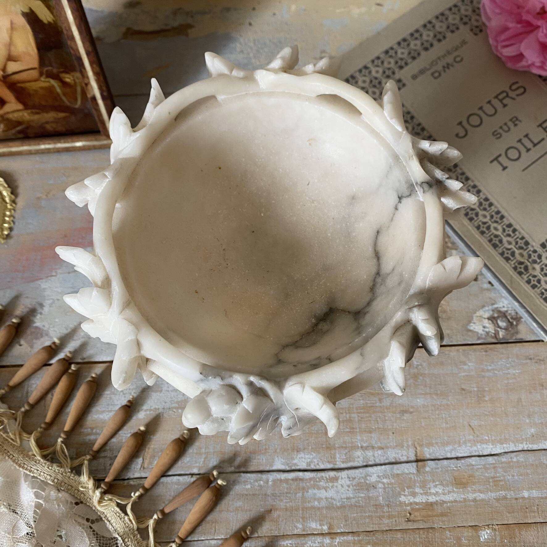Coupe ancienne sur pied en albâtre , marbre  XIXe siècle