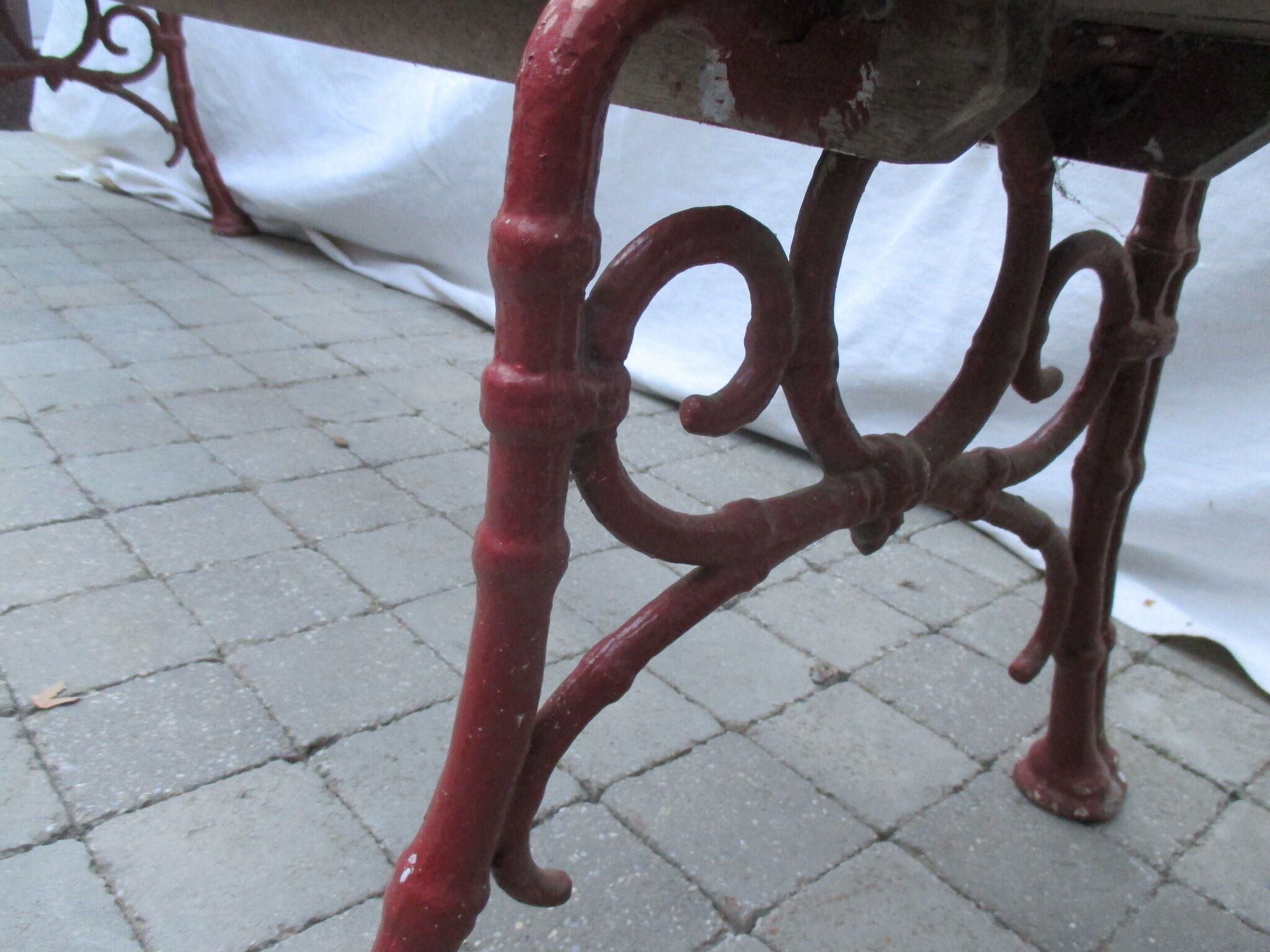garden bench with feet in cast iron garden bench