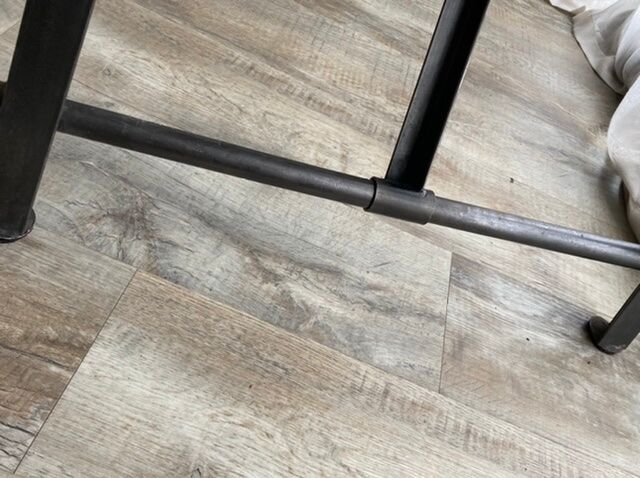 Wooden set and metal legs