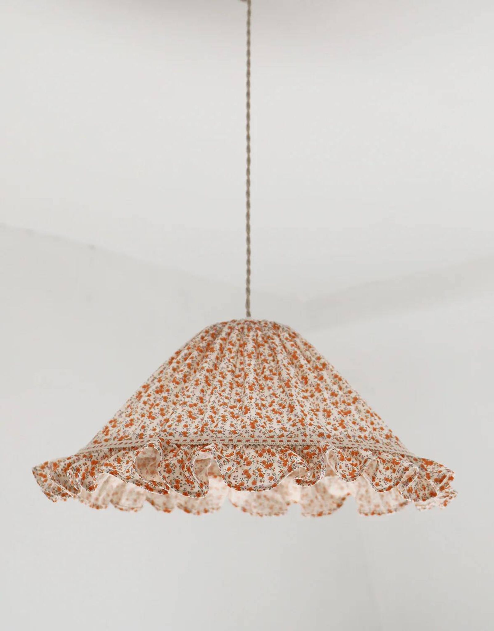Suspension conique avec volant Emilia "fleurettes"