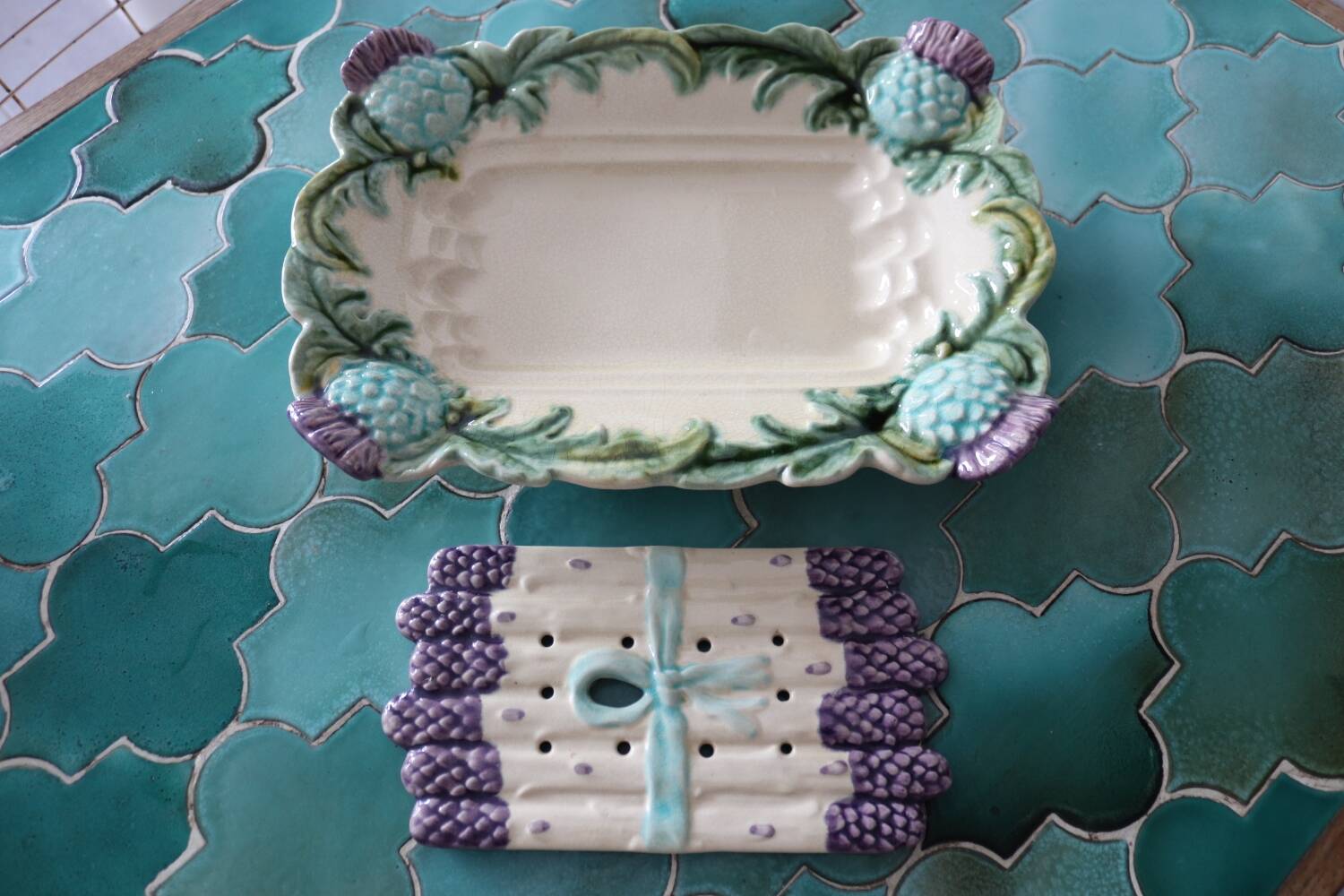 Old barbotine asparagus dish