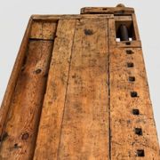 Établi industriel vintage en bois pour menuisier