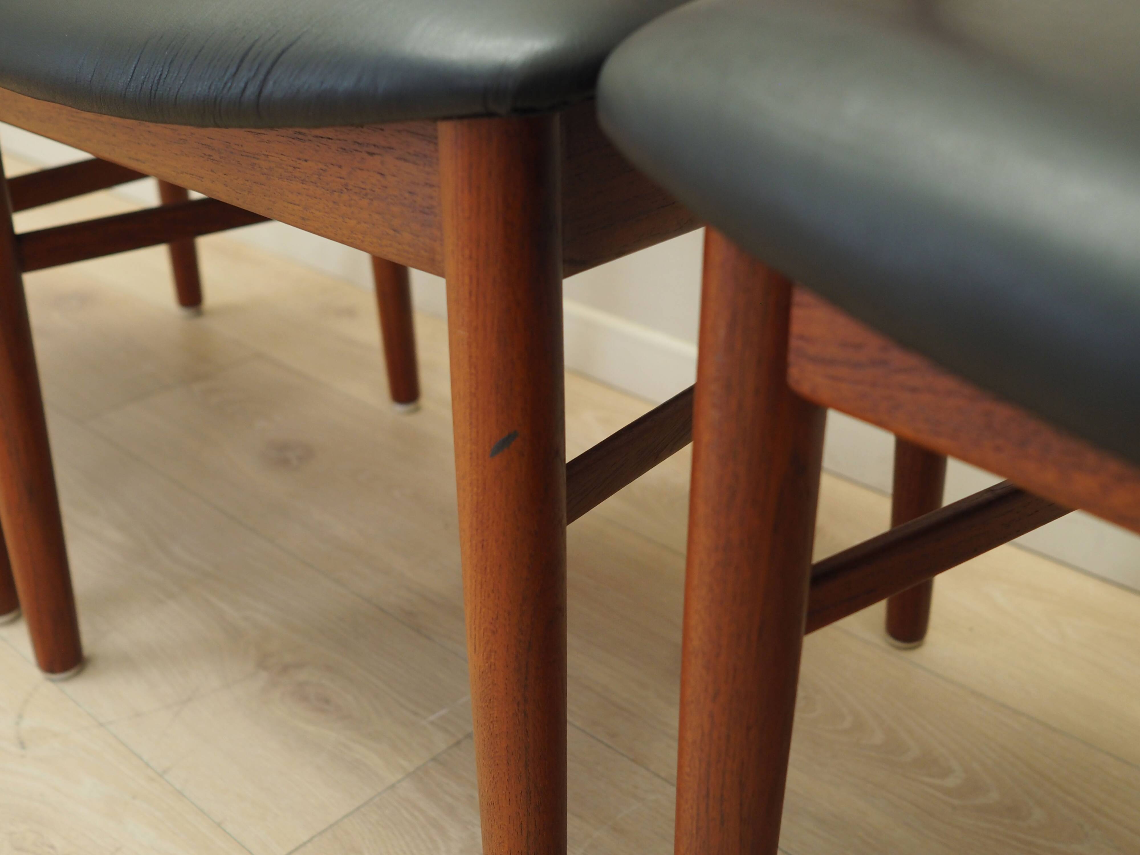 Set of four teak chairs, Danish design, 1960s, manufacture: Bruno Hansen, d