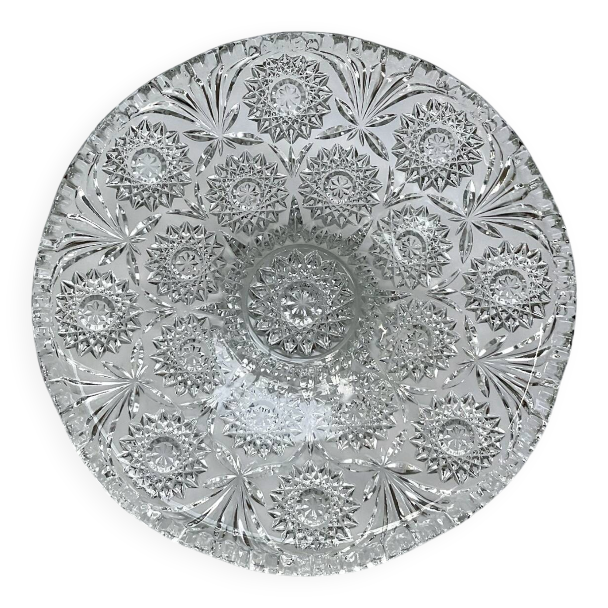 Coupe à fruits en verre ciselé