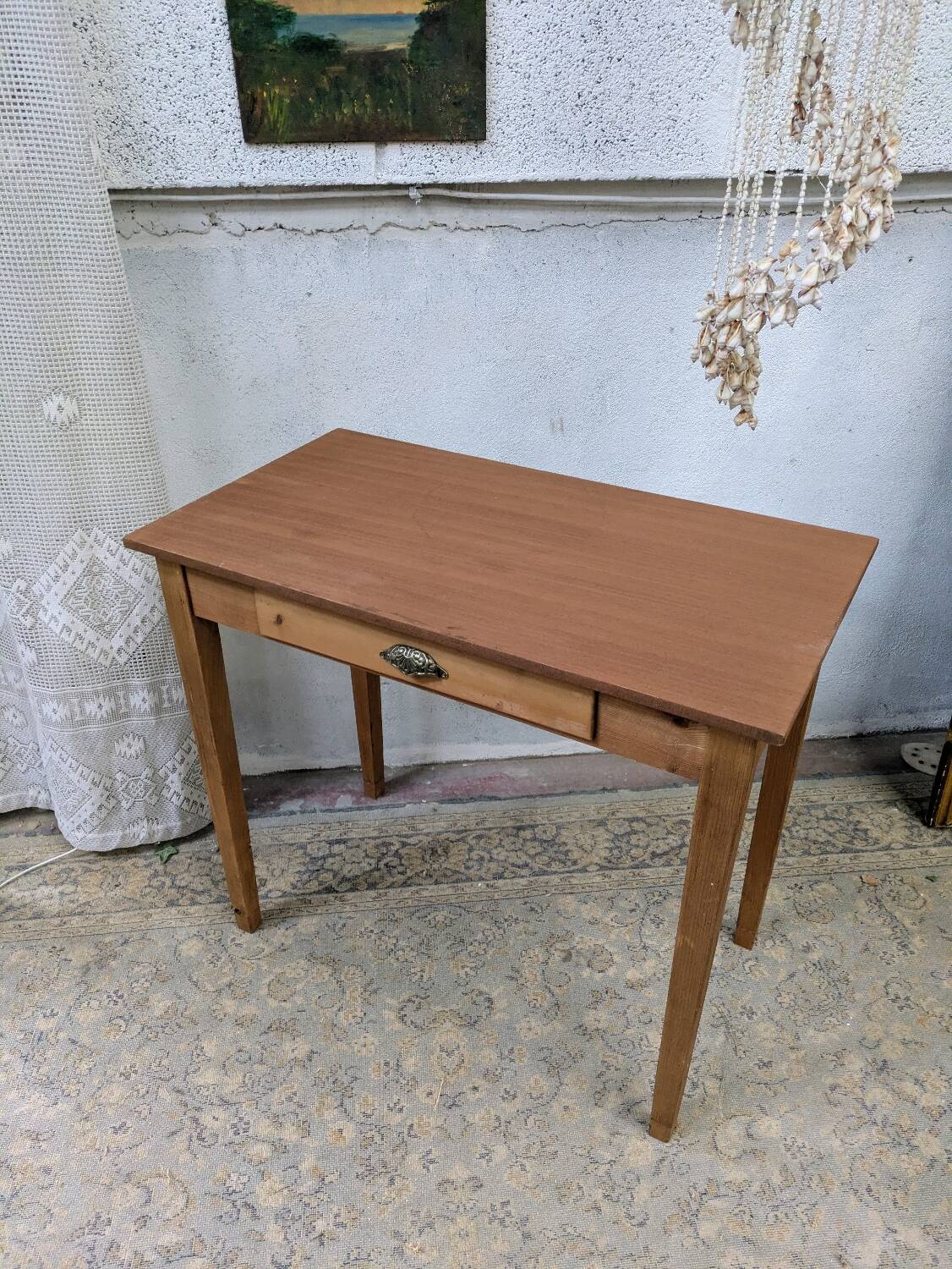 Table / desk