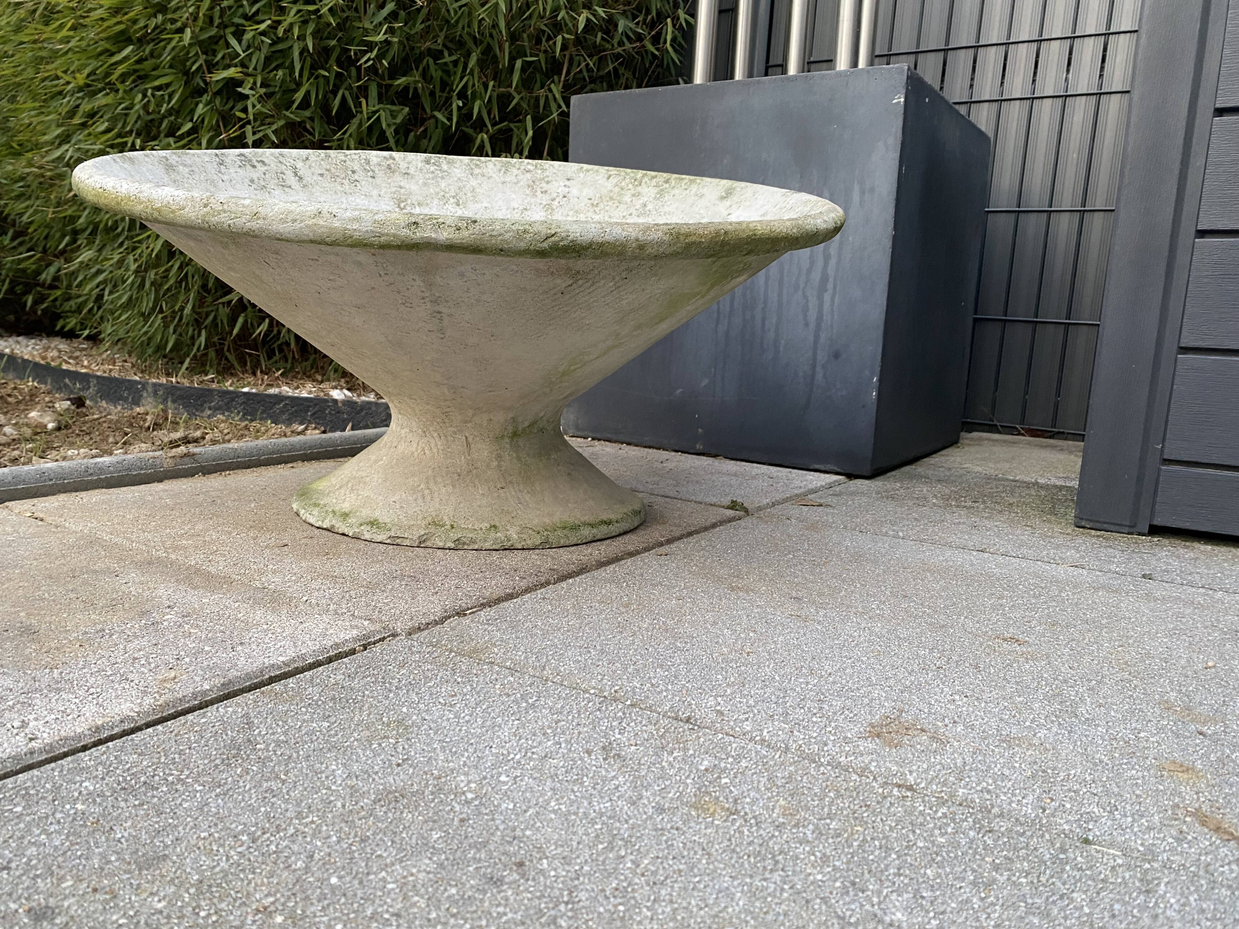 Diabolo slanted planter from the 70s