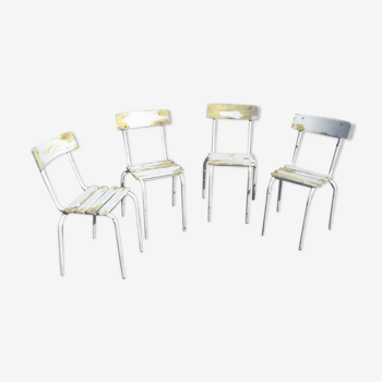 4 terrace chairs