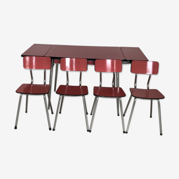 Table formica rouge & 4 chaises