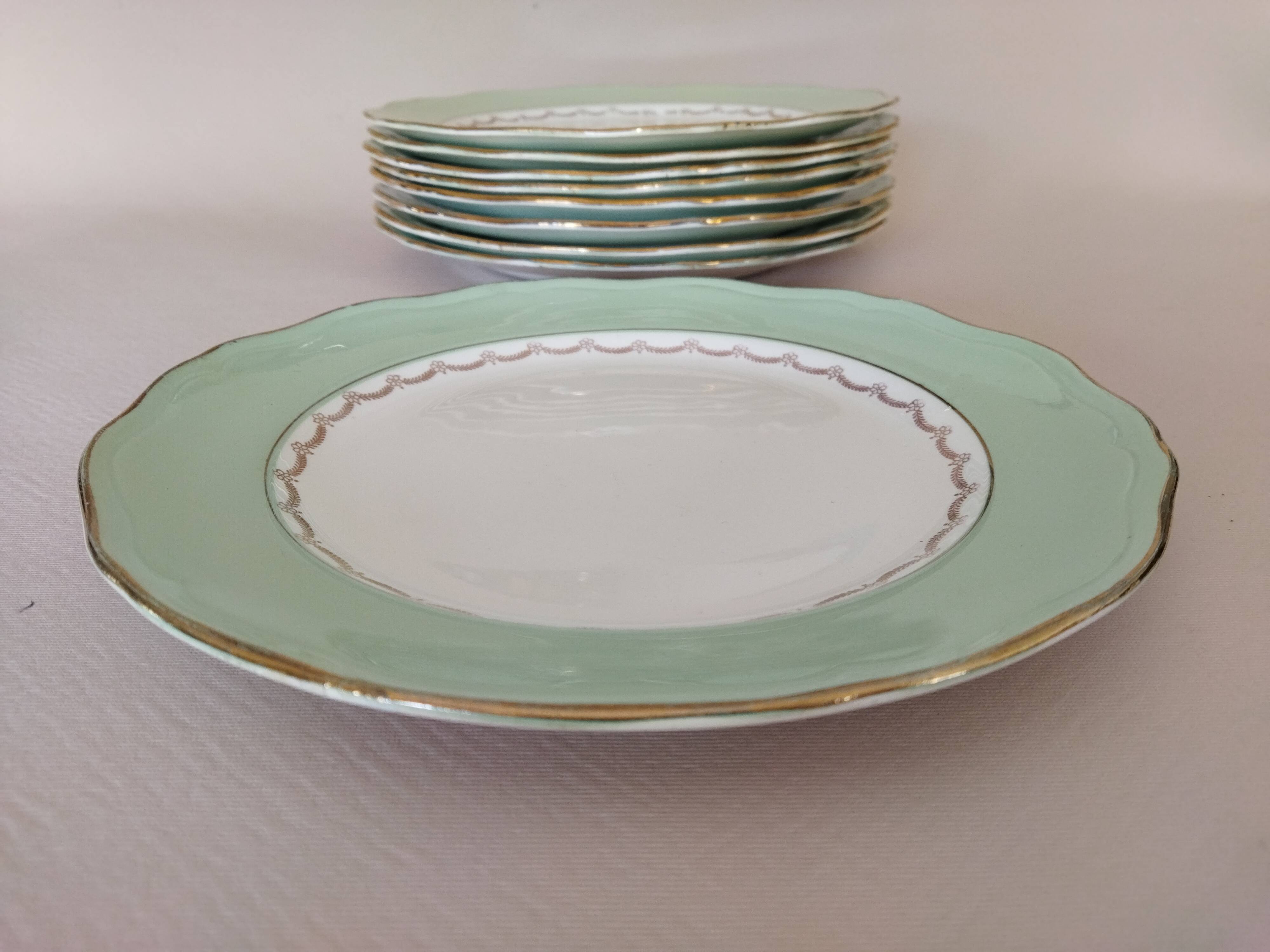 9 assiettes plates L'Amandinoise "Cafés Nico"
