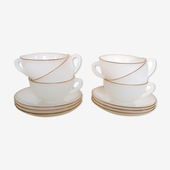 6 tasses en opaline blanche arcopal