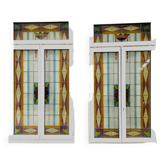 Pair of two-leaf windows in 20th century Art Deco stained glass