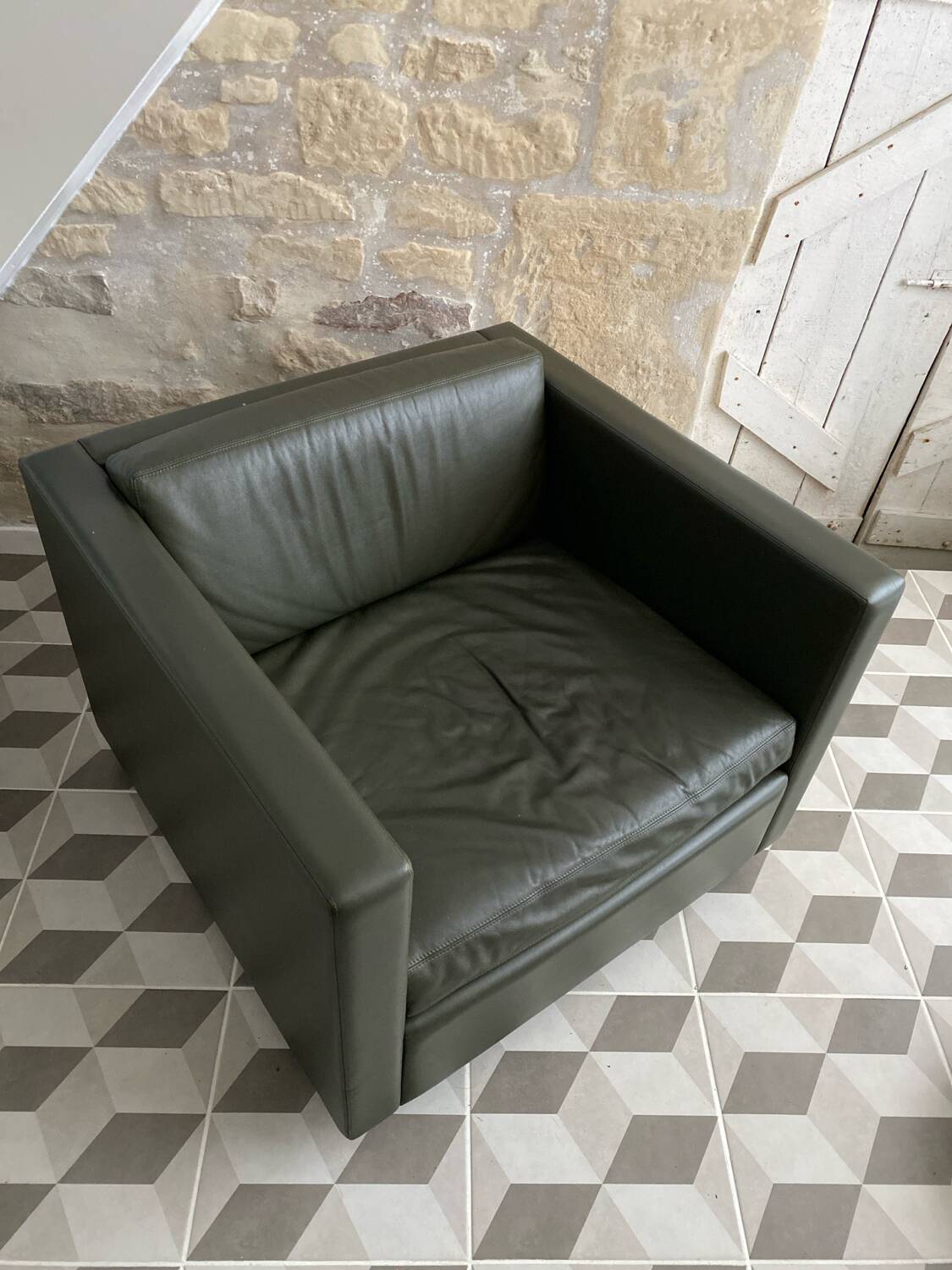 Fauteuil Pfister Knoll cuir kaki