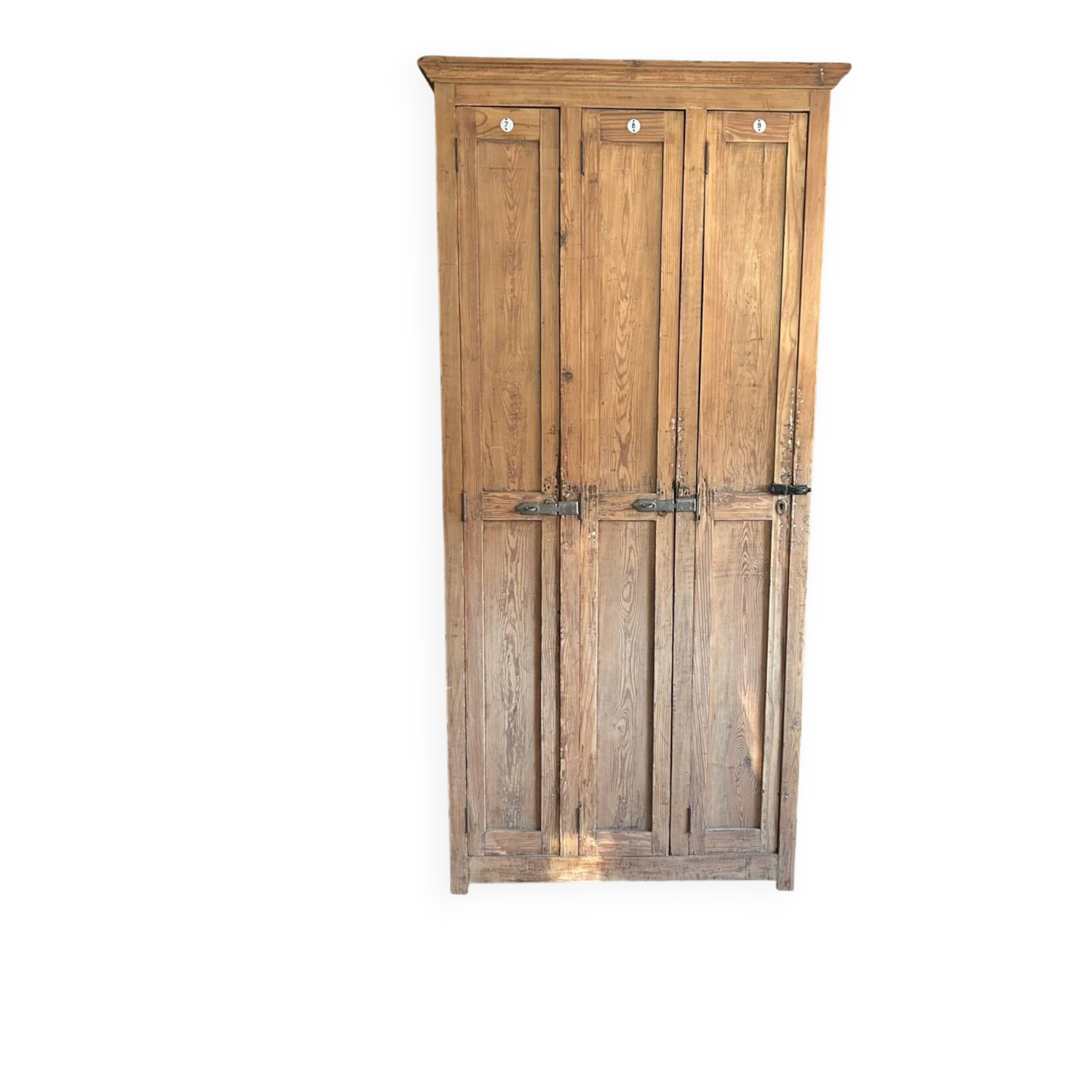 Antique wooden workshop locker with 3 doors