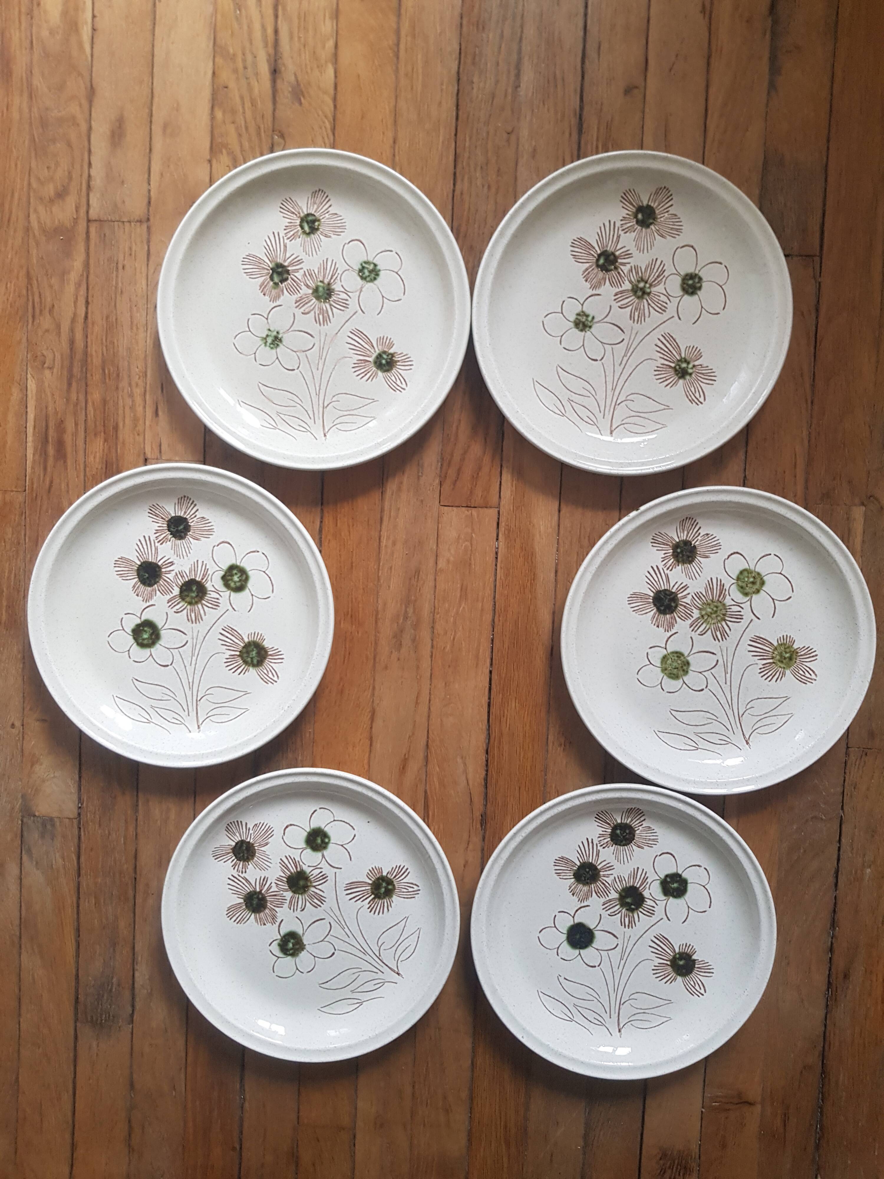 Set of 6 vintage Sarreguemines plates