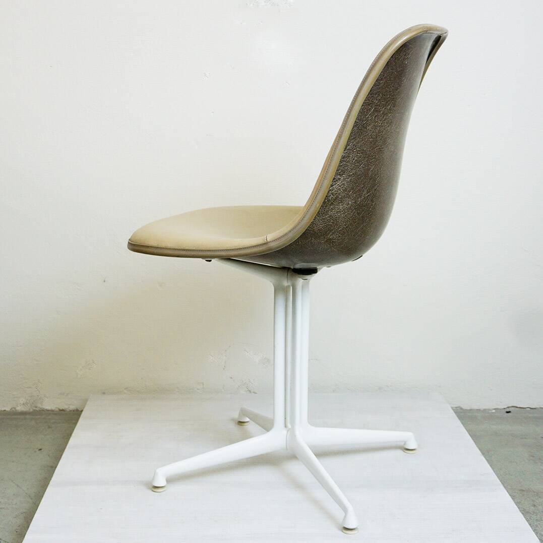 4 chairs La Fonda by Charles and Ray Eames for Herman Miller