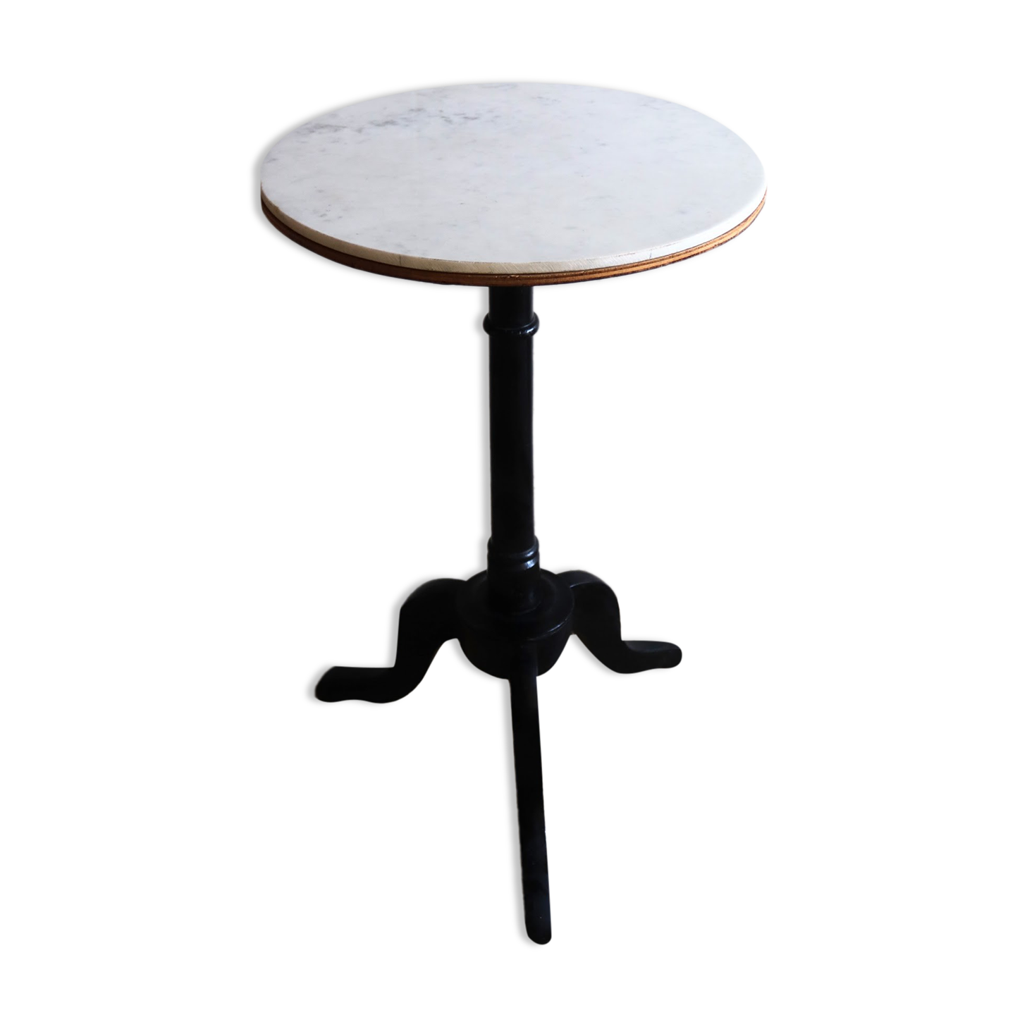 Gueridon in marble and wood