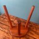 Tabouret tripode en pin