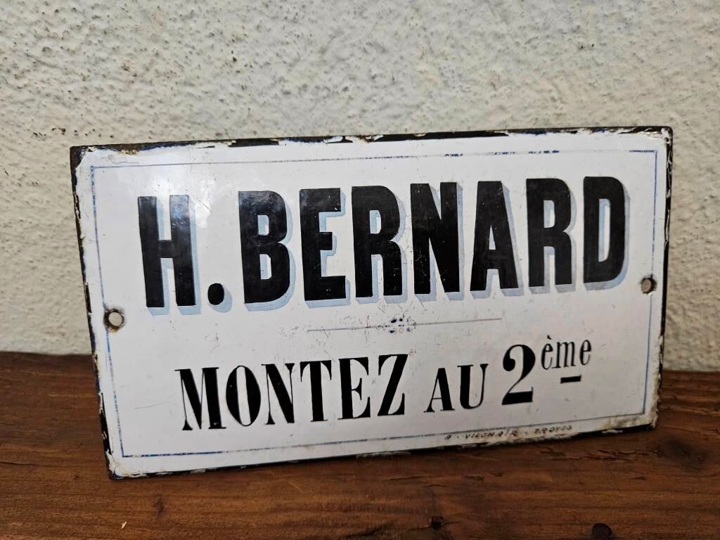 Bernard enamelled plaque