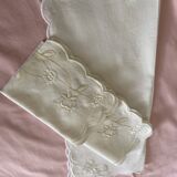 Seven table service and those napkins