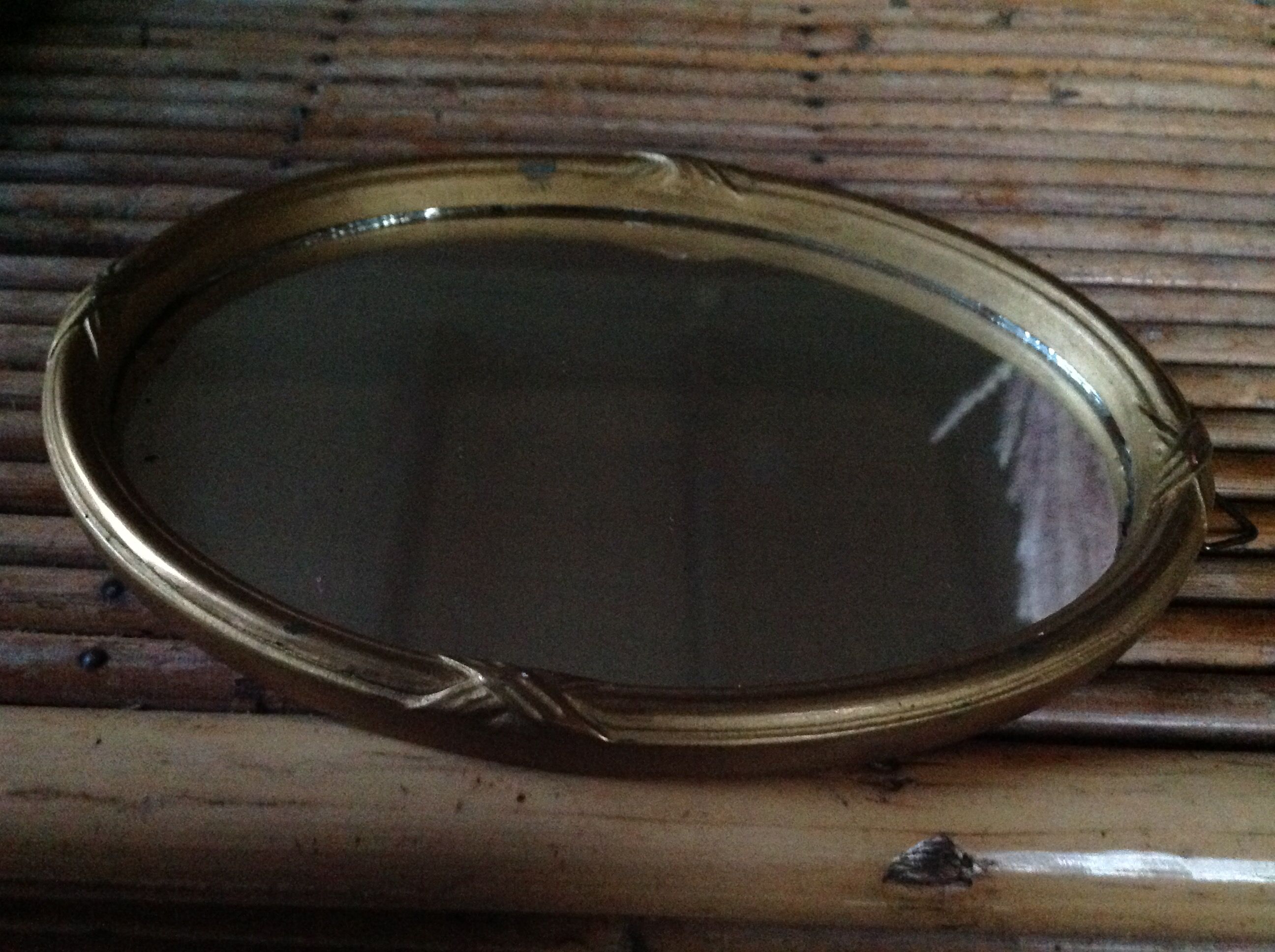 Oval mirror