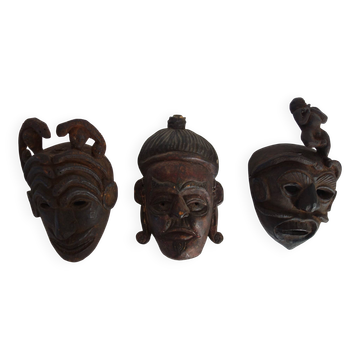 Lot de 3 masques Himalayens vintage