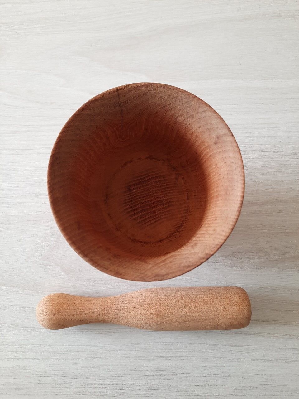 Wood mortar and pestle