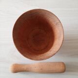 Wood mortar and pestle