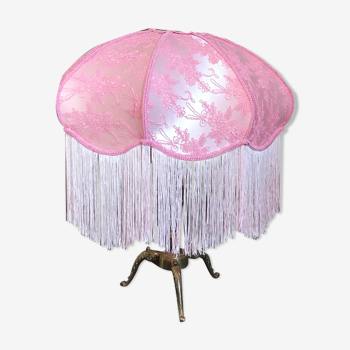Pink Victorian style lamp