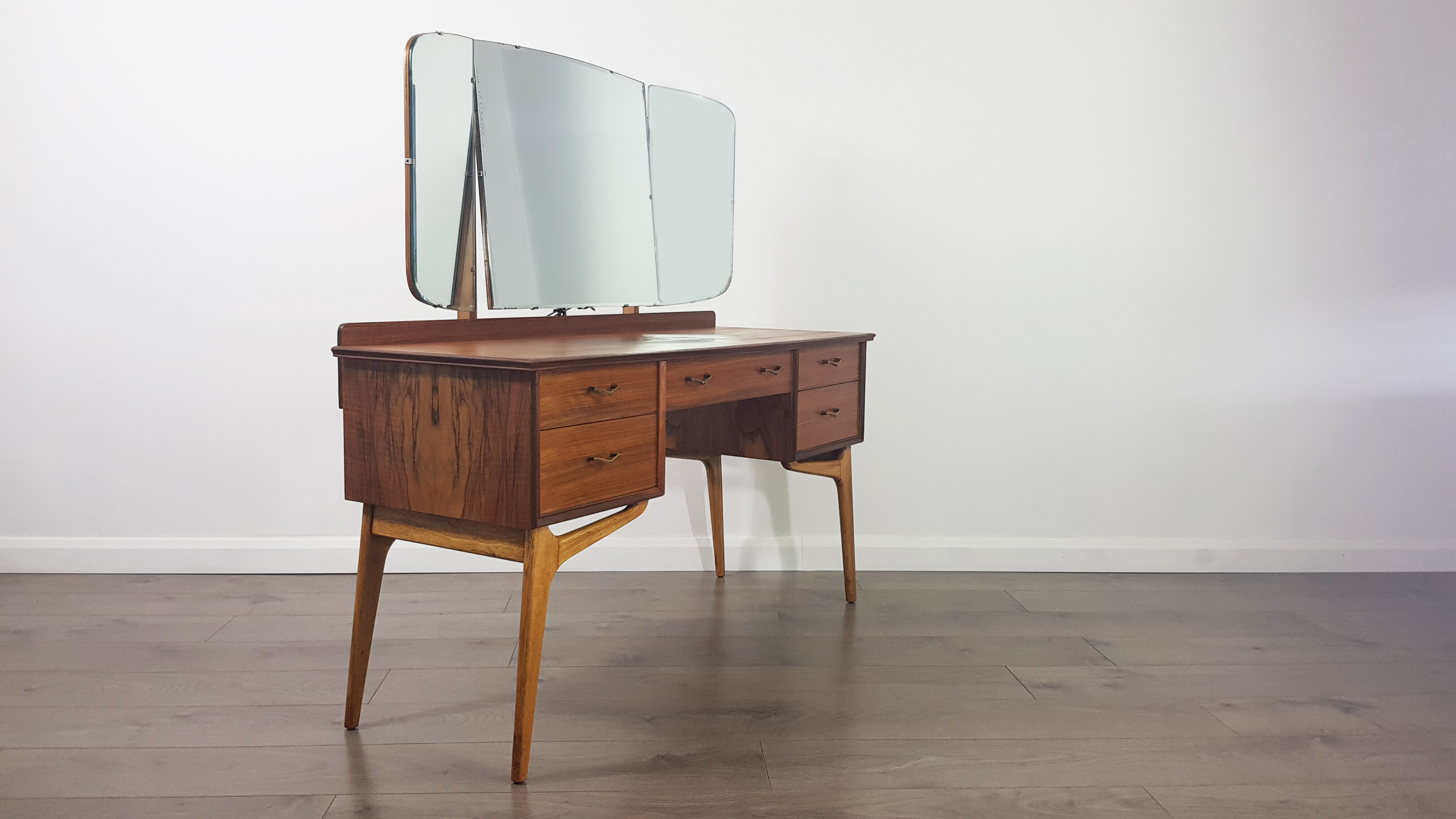 Coiffeuse par Alfred Cox pour AC furniture, années 1950