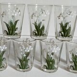 Seven glasses with digestive screen-printed with thrush, 30s