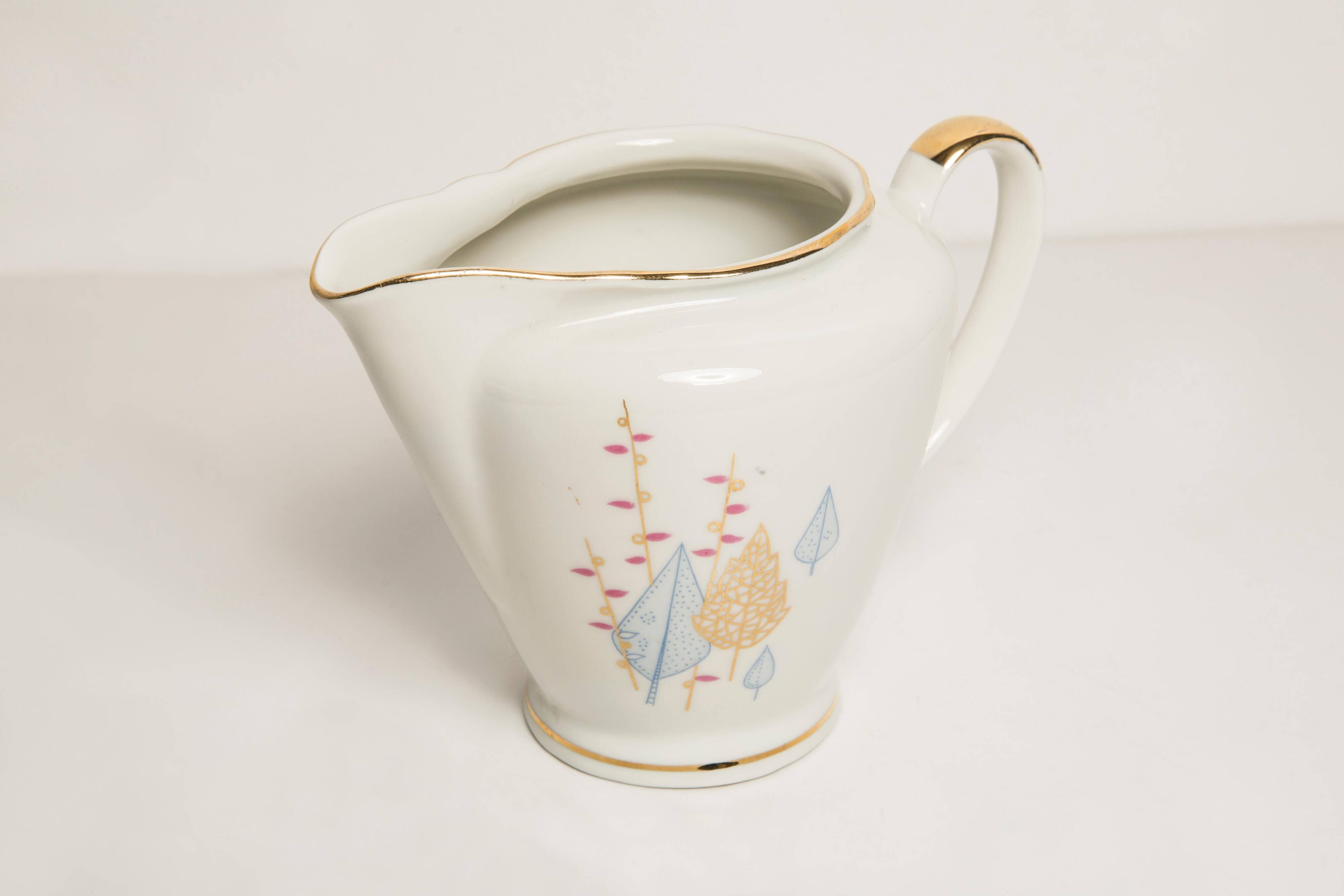Mid-20th century porcelain cream jug