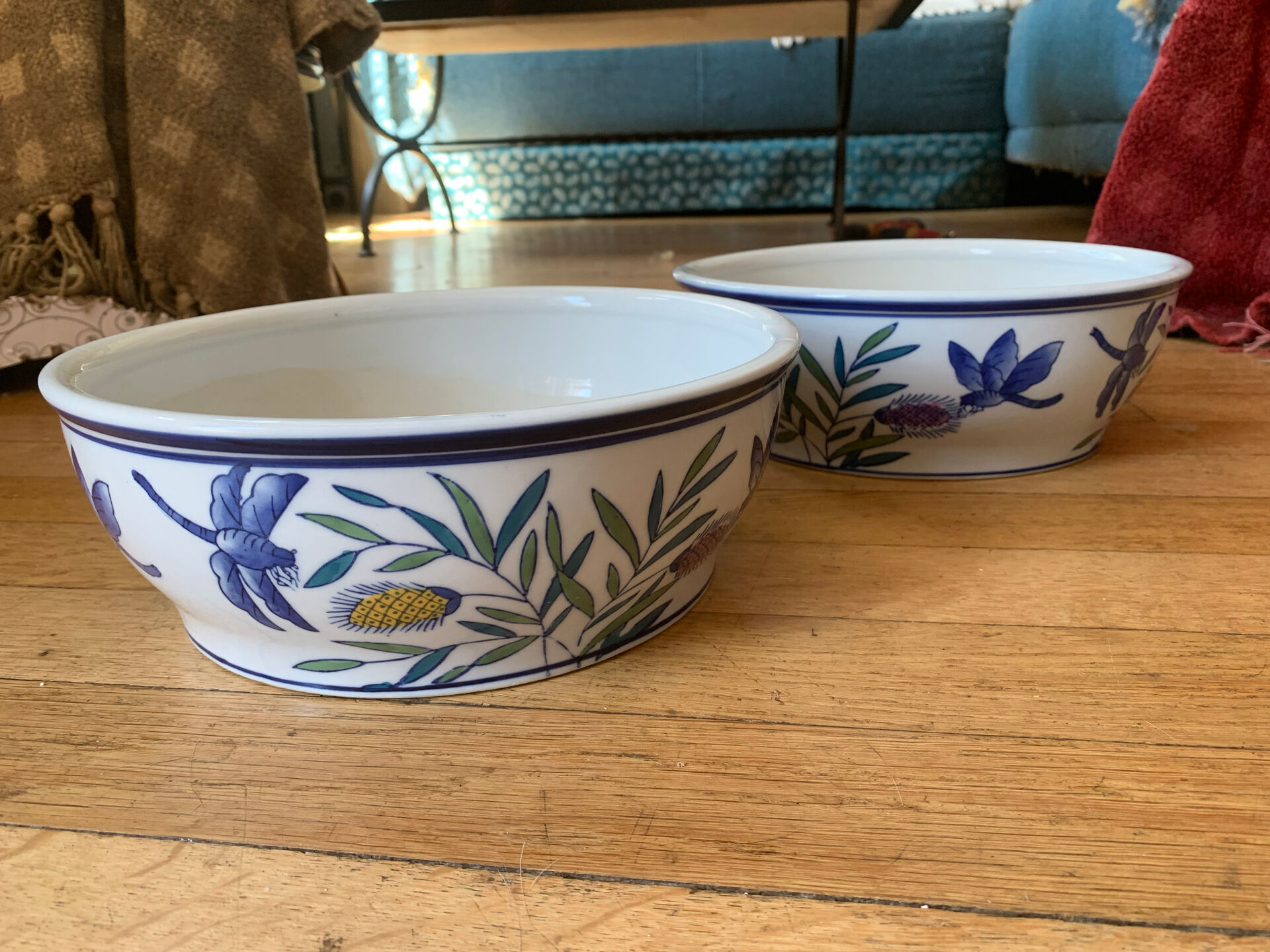 2 antique plant pots