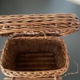 Miniature rattan trunk toy 19th